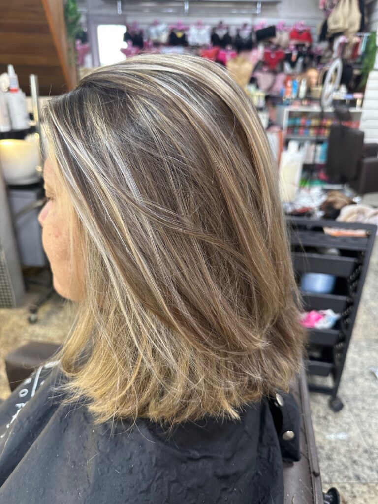 Antes e depois · By Raquel — salao